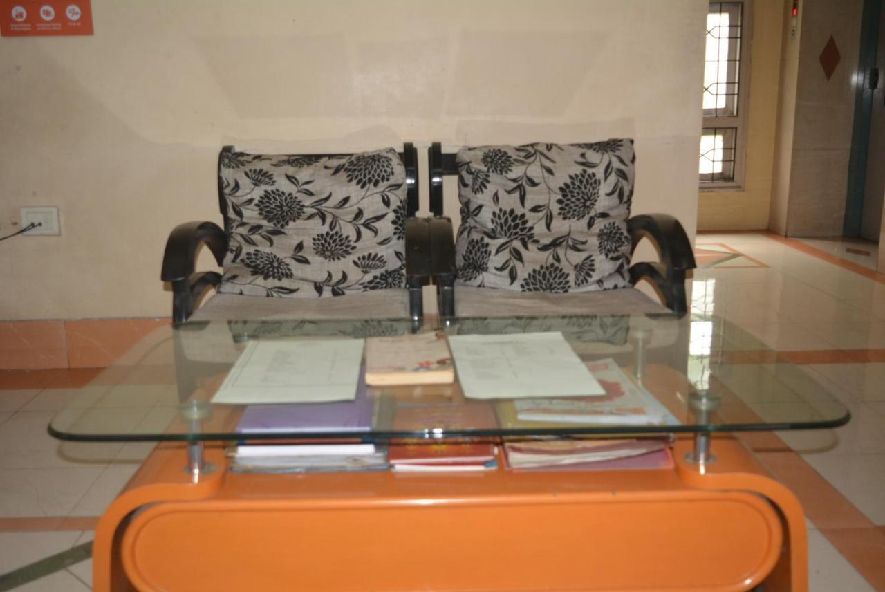Hotel Poonam Exterior foto